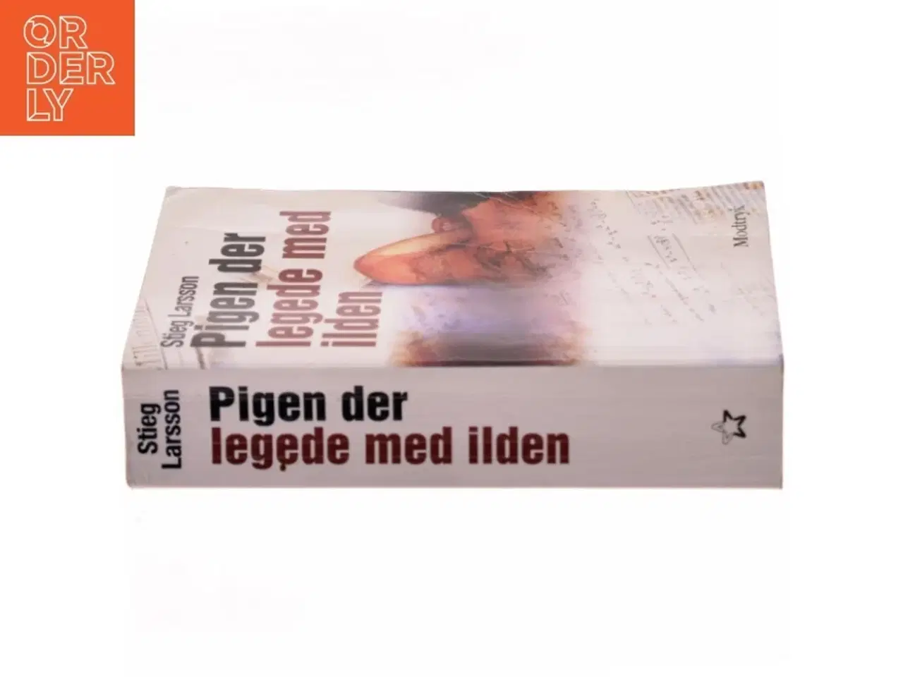 Billede 2 - Pigen Der Legede Med Ilden (Millennium, 2. Bind) af Stieg Larsson (Bog)