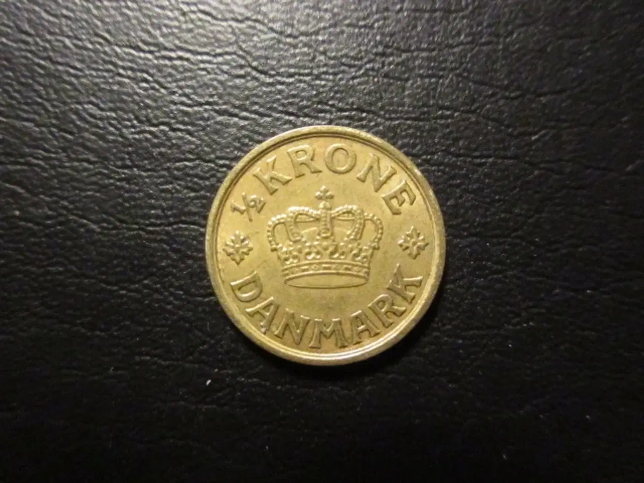 Billede 2 - ½ kr 1926 flot eksemplar