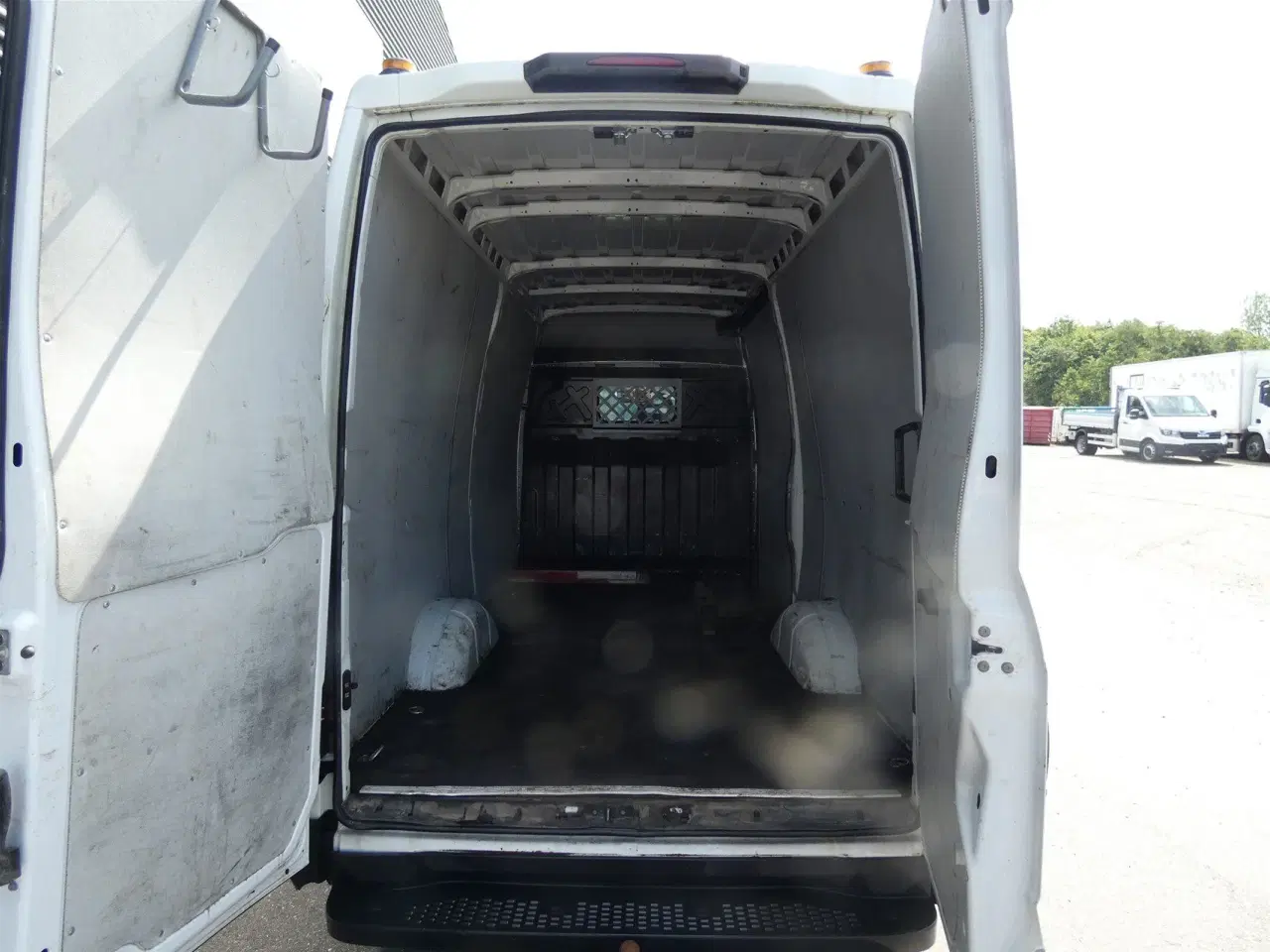 Billede 7 - Iveco Daily 35S16 12m3 2,3 D 156HK Van 8g Aut.