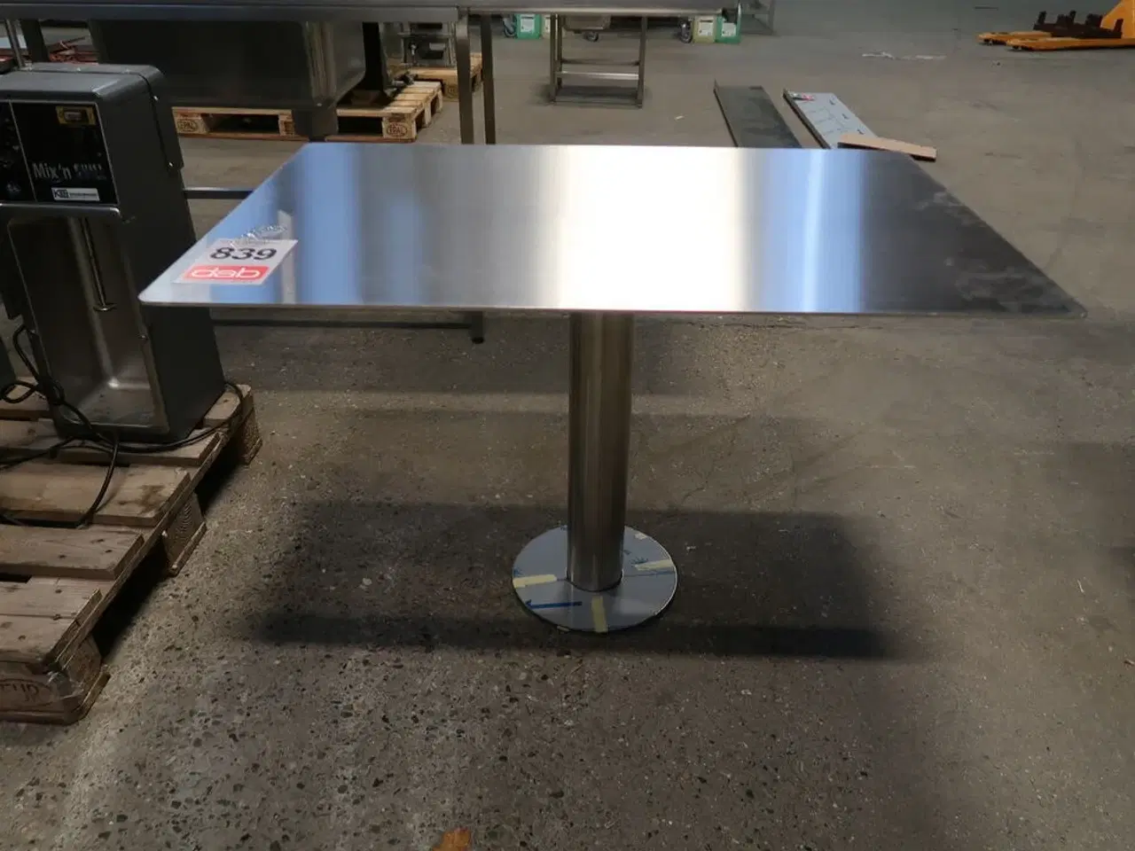 Billede 1 - Demo bordplade inkl bordben 4 pers. 1000 X 700 X 700 mm