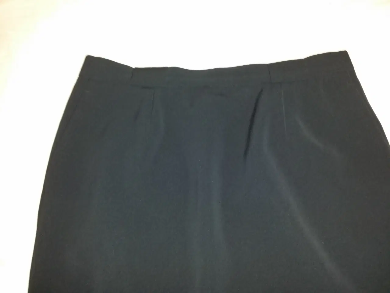 Billede 2 - Nederdel 	