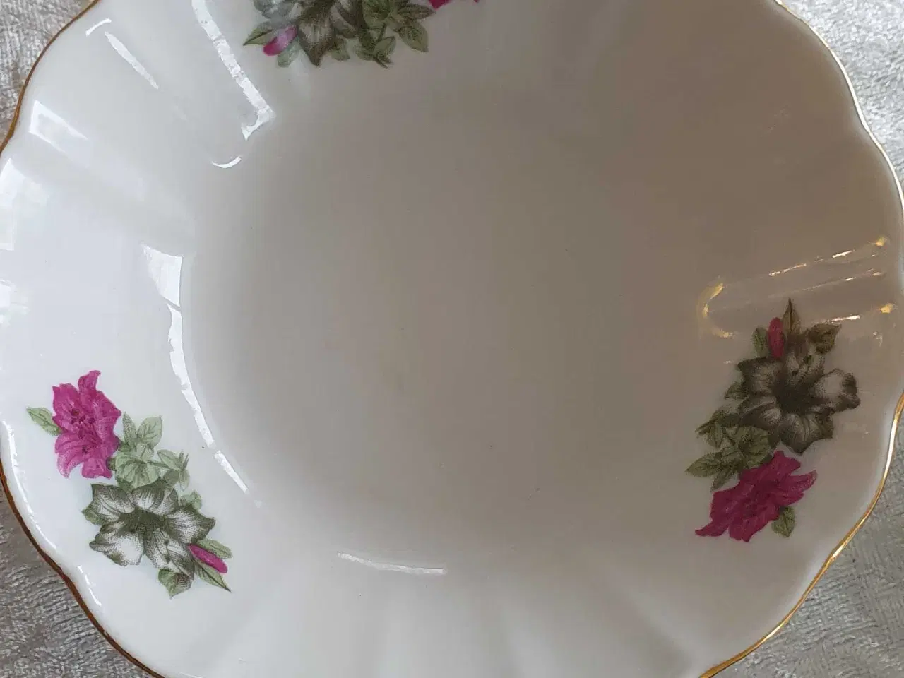 Billede 3 - Fade med guldkant