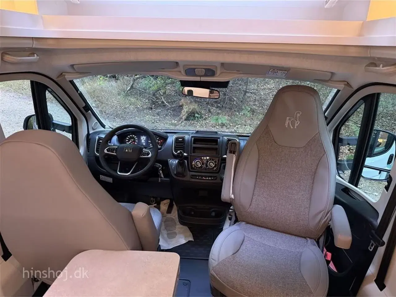 Billede 19 - 2025 - Etrusco T 7400 SBC   Etrusco Autocamper by Hymer – Komfort og Elegance fra Italien