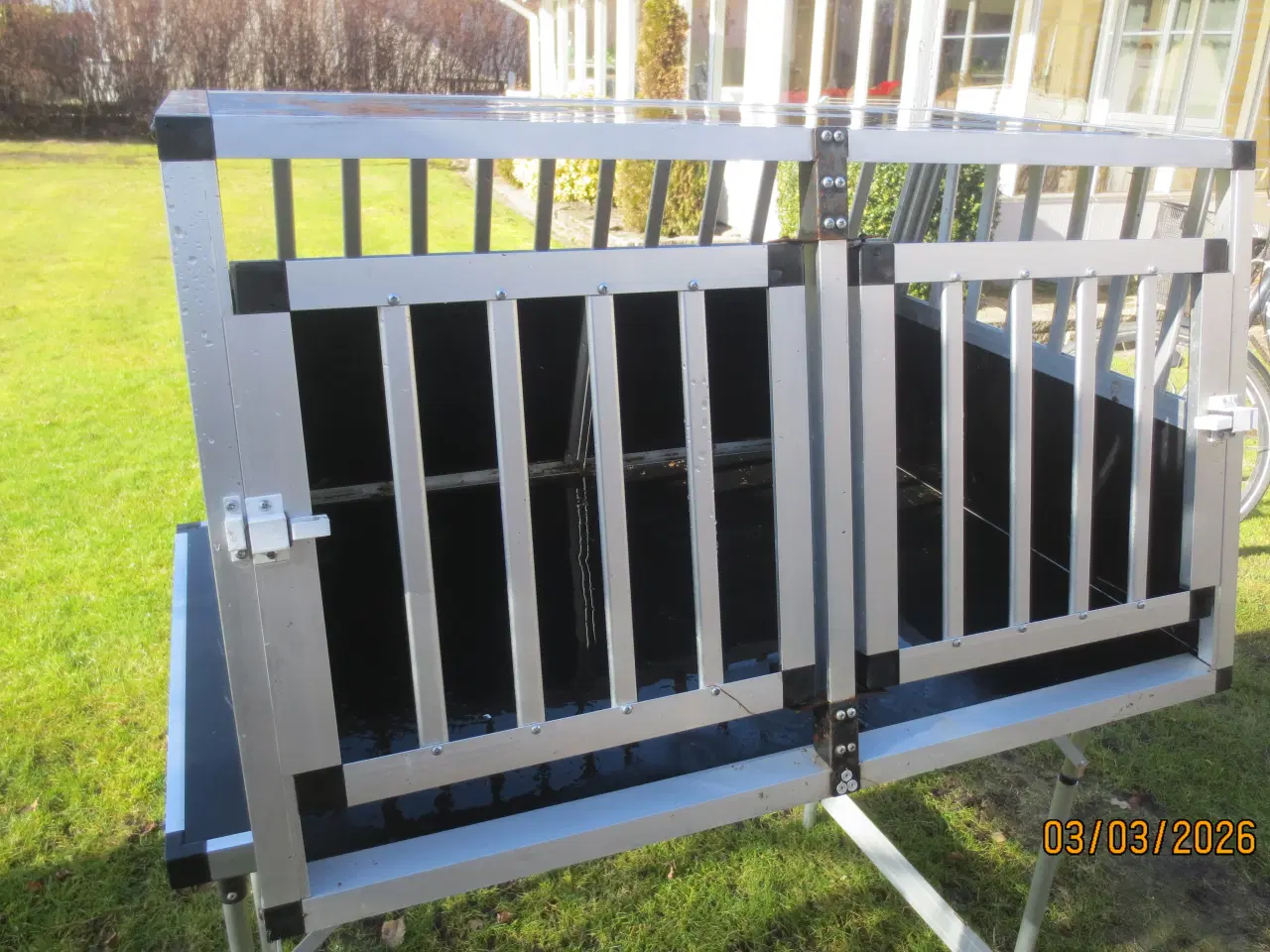 Billede 1 - 1 stk Hundebur I Aluminium med 2 låger