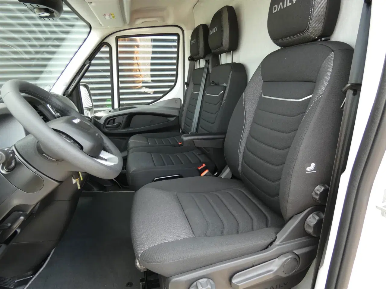 Billede 11 - Iveco Daily 35C18 12m3 3,0 D Hi-Matic 180HK Van 8g Aut.