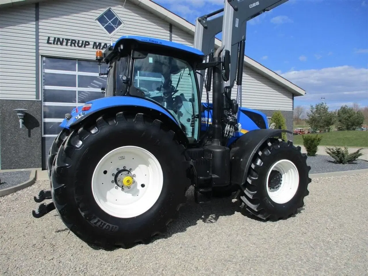 Billede 3 - New Holland T7.270 AC med frontlift og frontlæsser