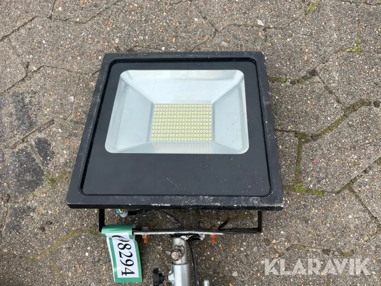Billede 3 - Lampe Co2lights INDUS-ZFL 100w med 2 stativer