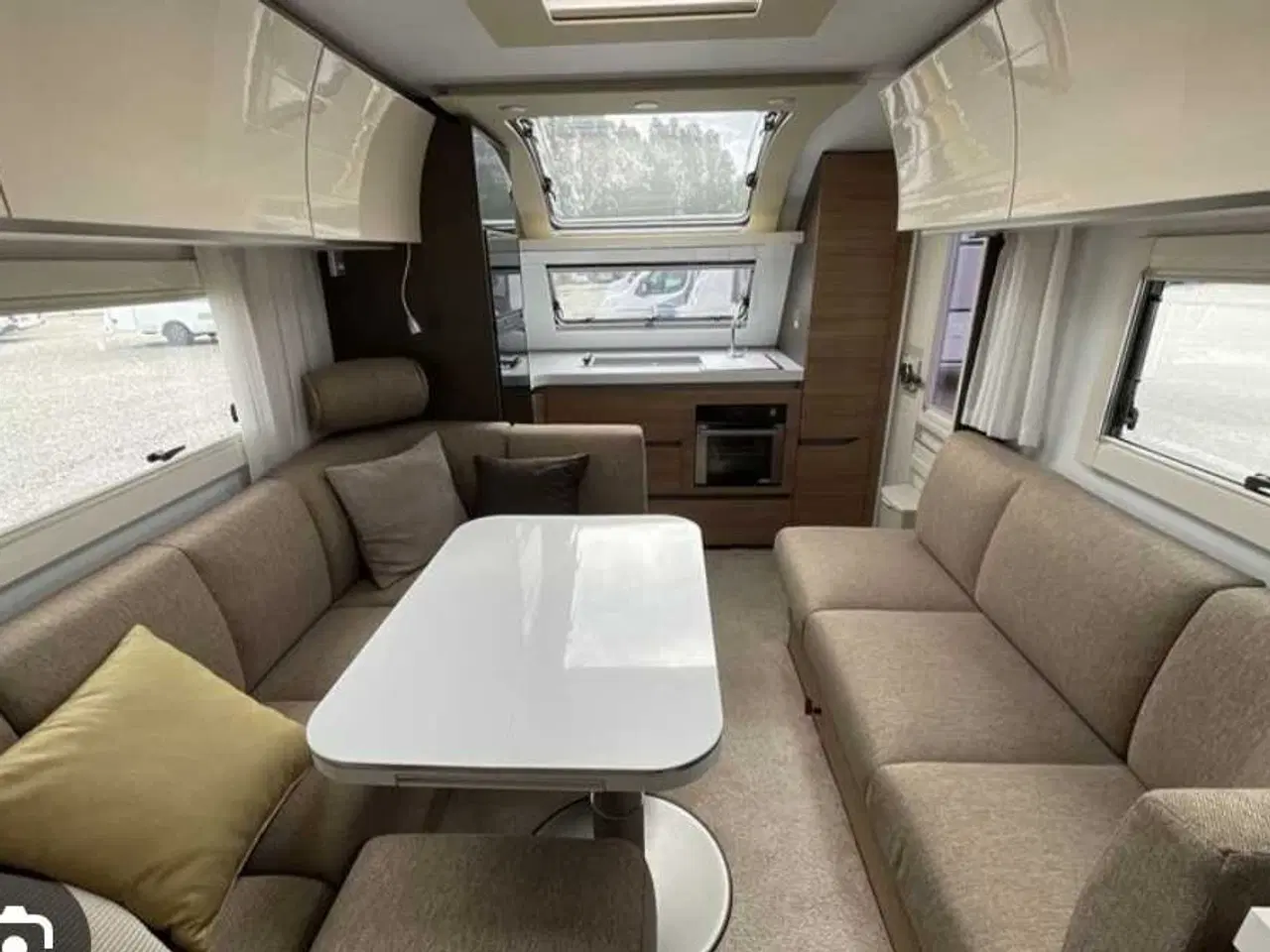 Billede 5 - Adria Alpina 663ht - Lækker og vedligeholdt Vogn