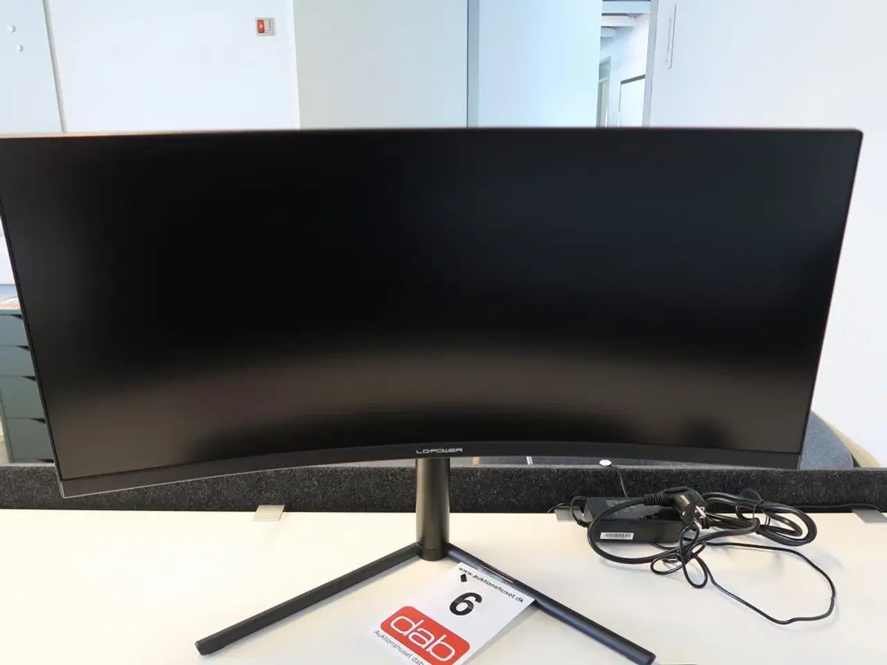 Billede 1 - LC Power LC-M29-UW-UXGA-100-C Curved 29" skærm