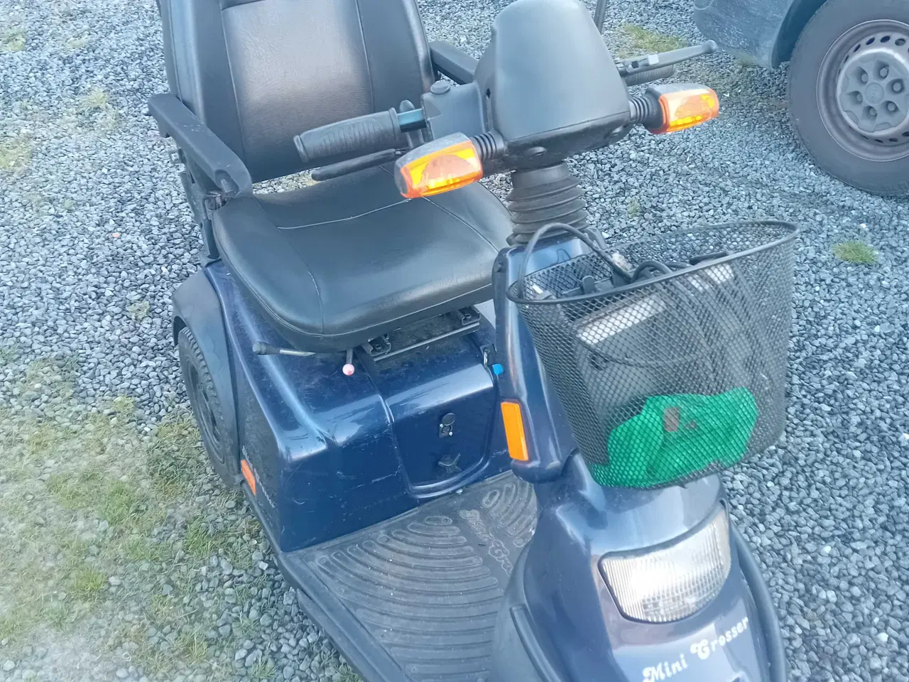 Billede 2 - Mini crosser 130T Næsten nye batterier 