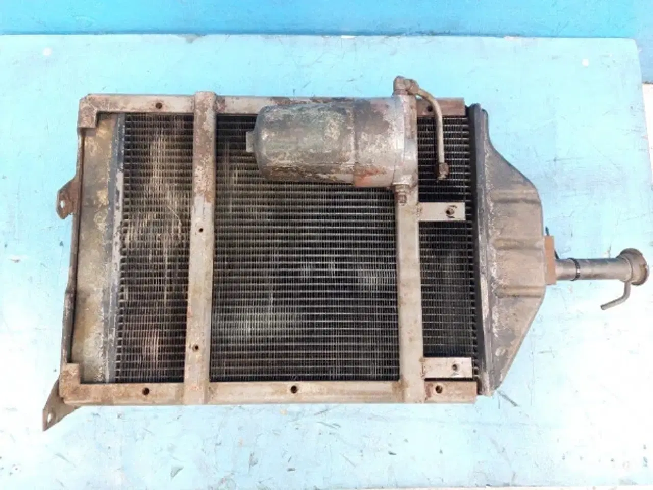 Billede 8 - Massey Ferguson 590 Køler 1876608M3