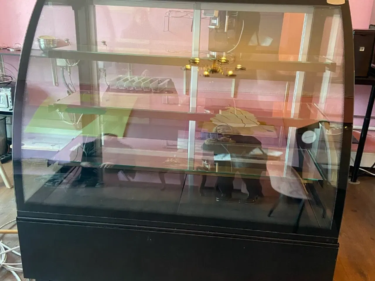 Billede 1 - Køledisk til kager, flot display 