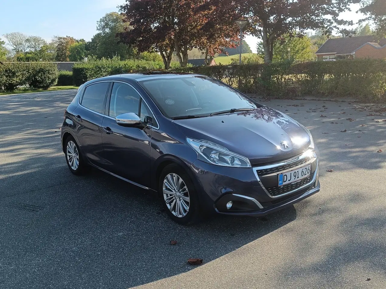 Billede 3 - Peugeot 208 1,6 BlueHDi 100 Allure Sky