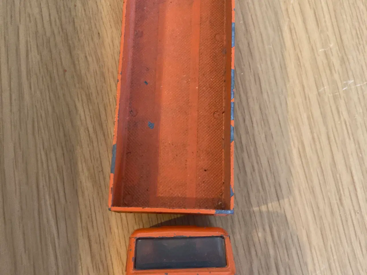 Billede 3 - Dele til en legetøjs lastbil