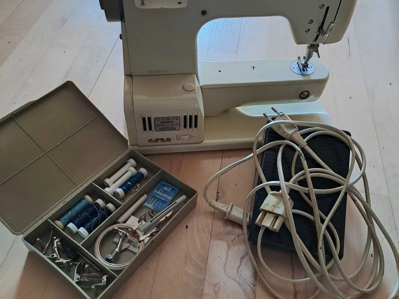 Billede 3 - Bernina Symaskine. 