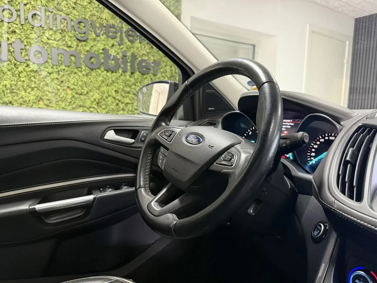 Billede 20 - Ford Kuga 2,0 TDCi Vignale Attack AWD 180HK 5d 6g Aut.