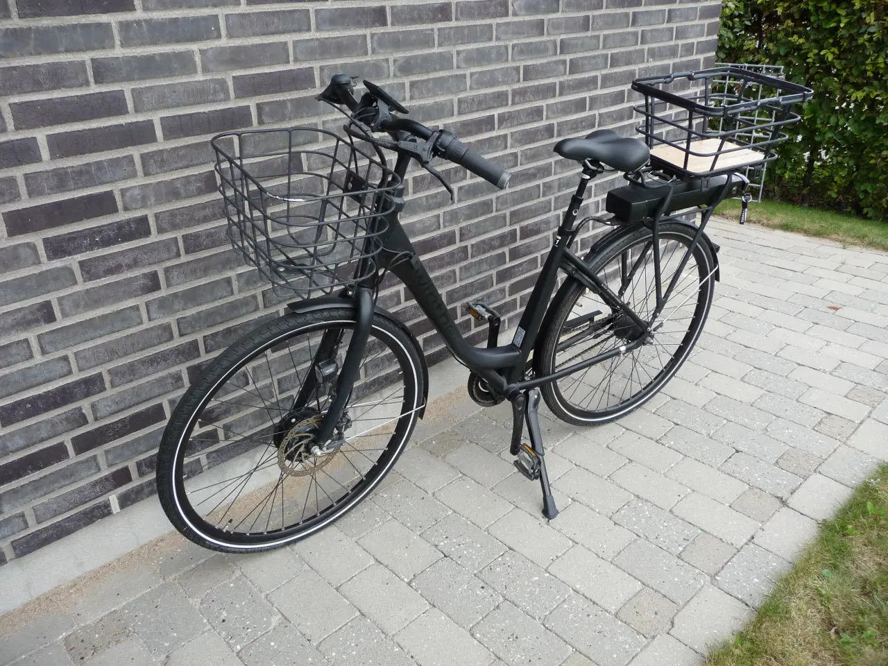 Billede 3 - Slagtilbud på 2 næsten nye elcykler