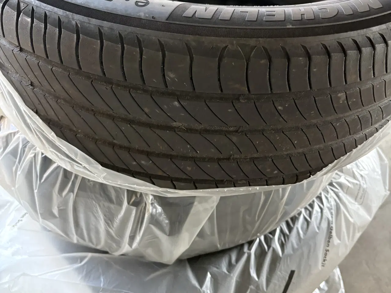 Billede 2 - Michelin Sommer Dæk 255/55R19