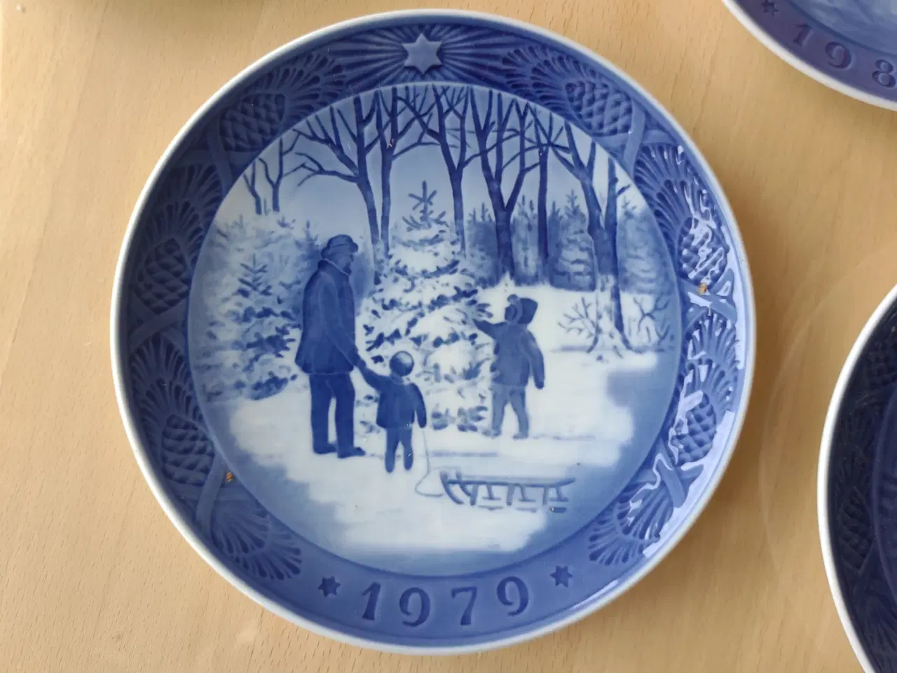 Billede 3 - Juleplatter Royal Copenhagen 1966 mfl