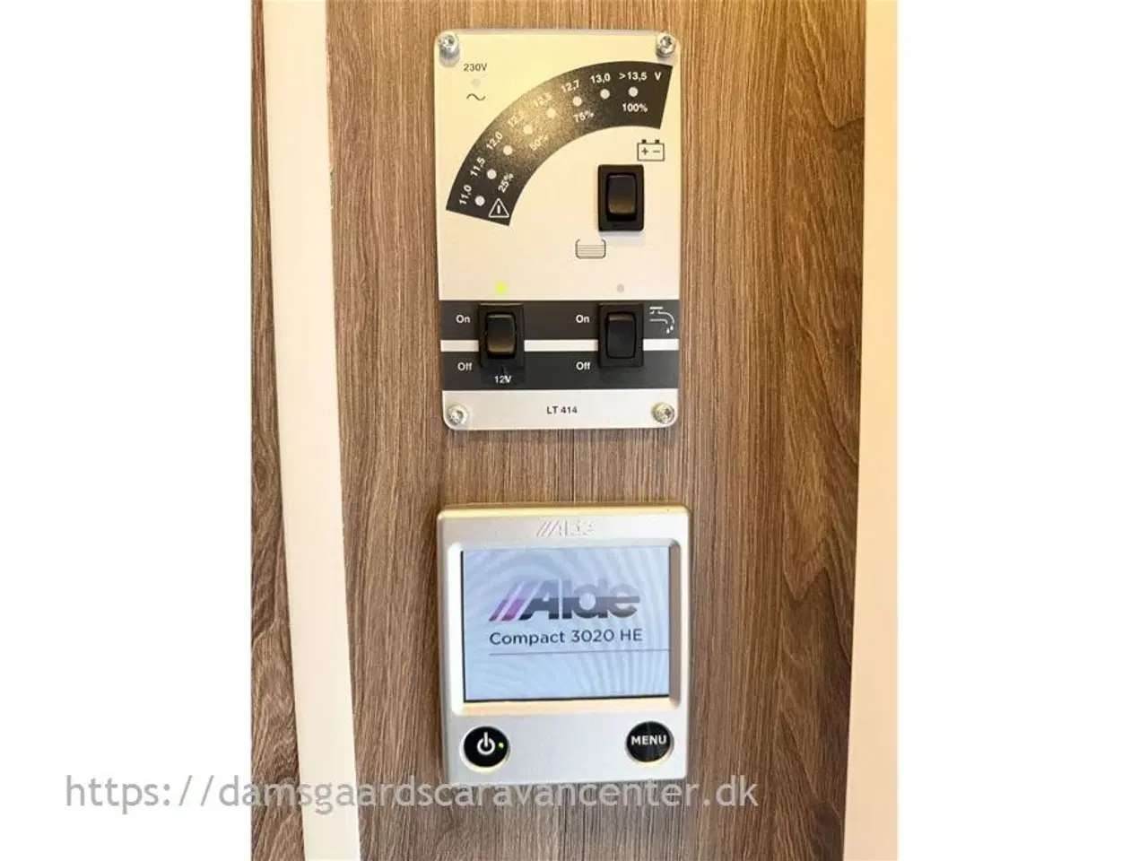 Billede 17 - 2017 - Knaus Südwind Scandinavian Selection 580 UF Alde Centralvarme   Franskseng-Alde-Vandb.Gulvv.-Mover-Telt