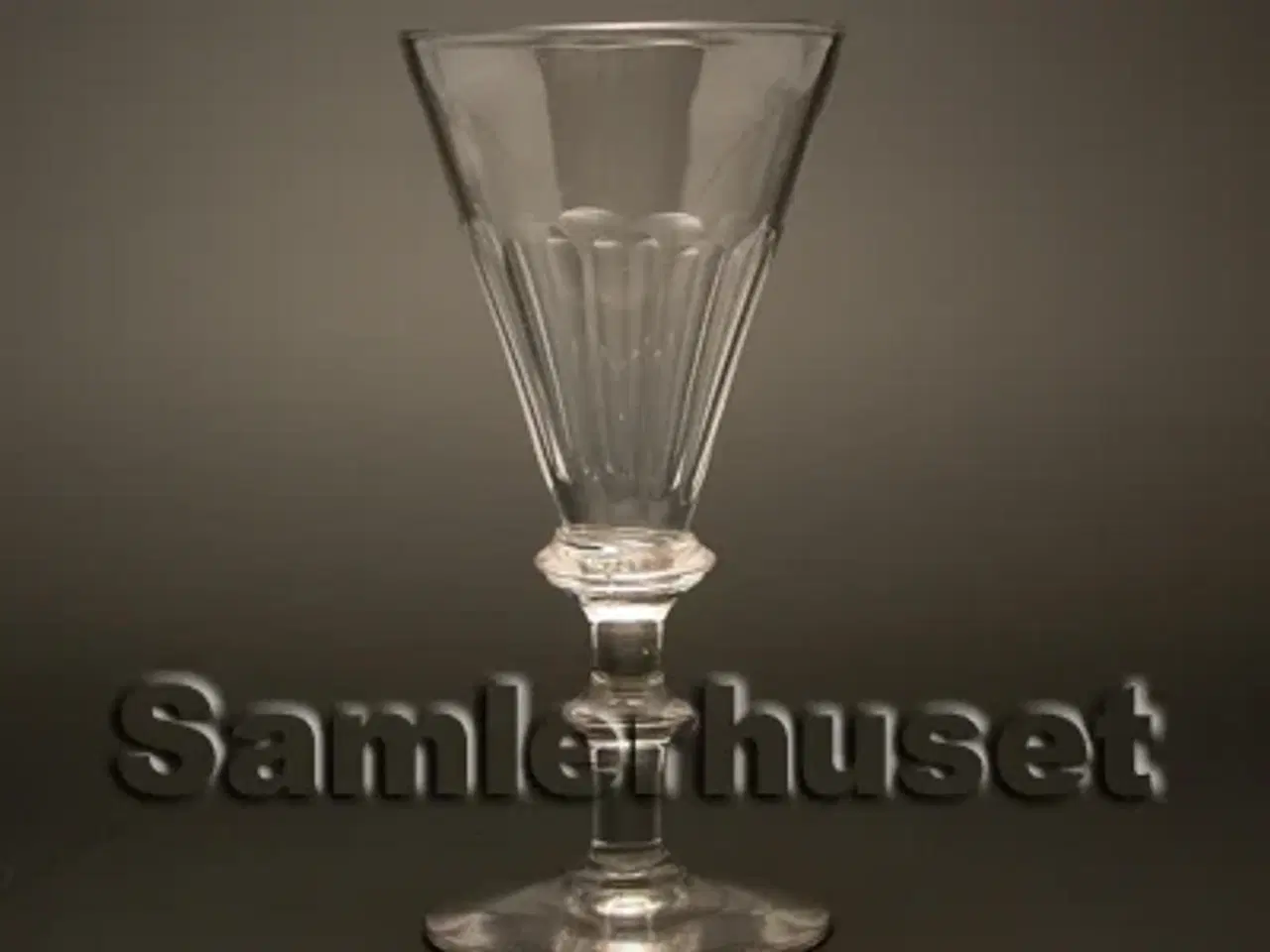 Billede 1 - Anglais Hvidvinsglas. H:140 mm.