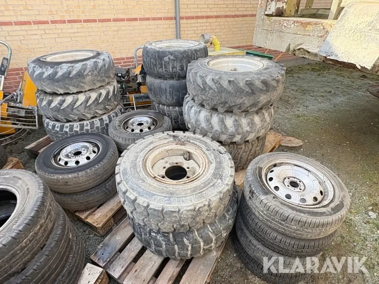 Billede 6 - Blandet dæk 49 styk.