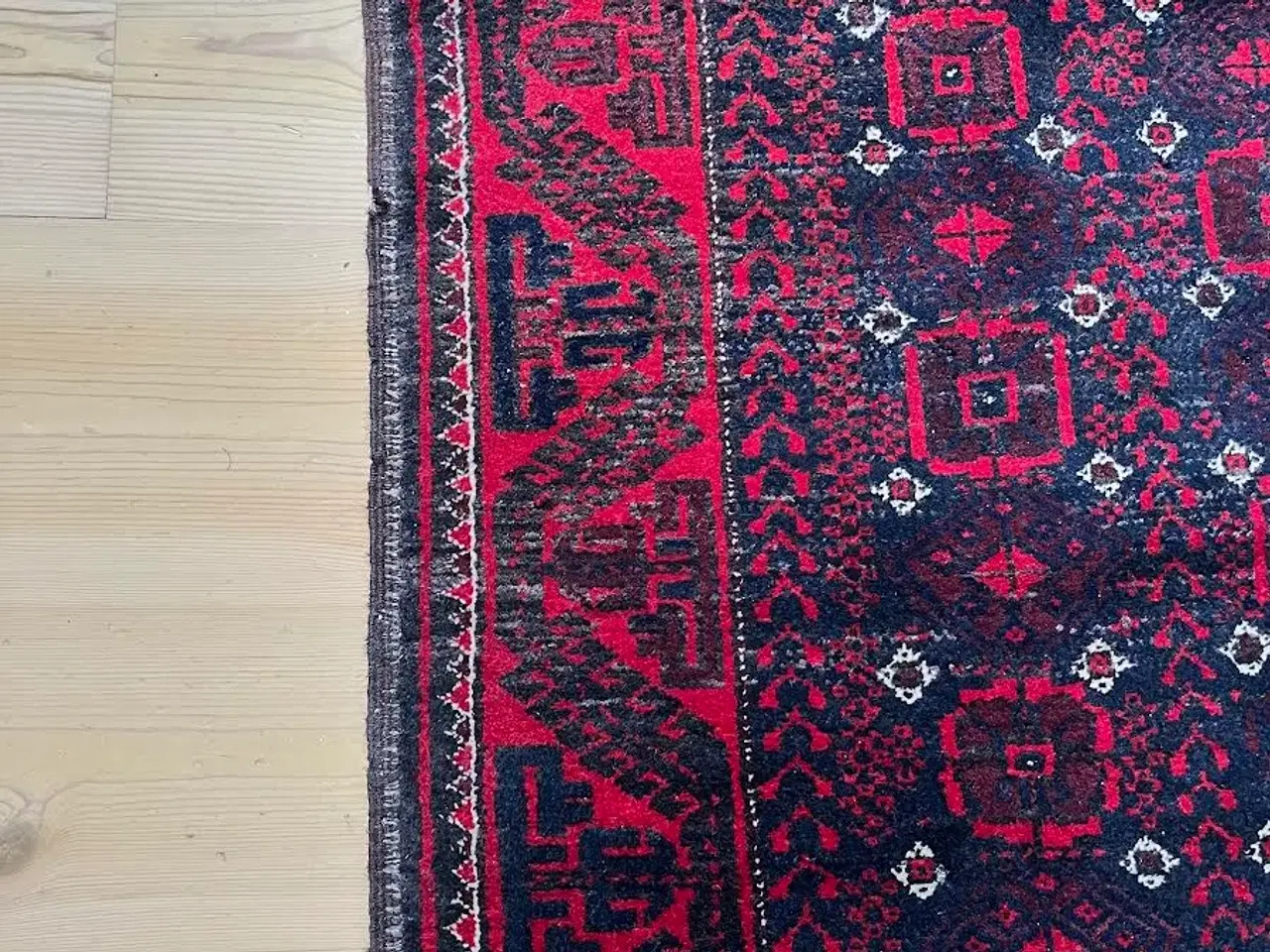 Billede 8 - Ægte tæppe, fra Iran mål 100 x 180 cm