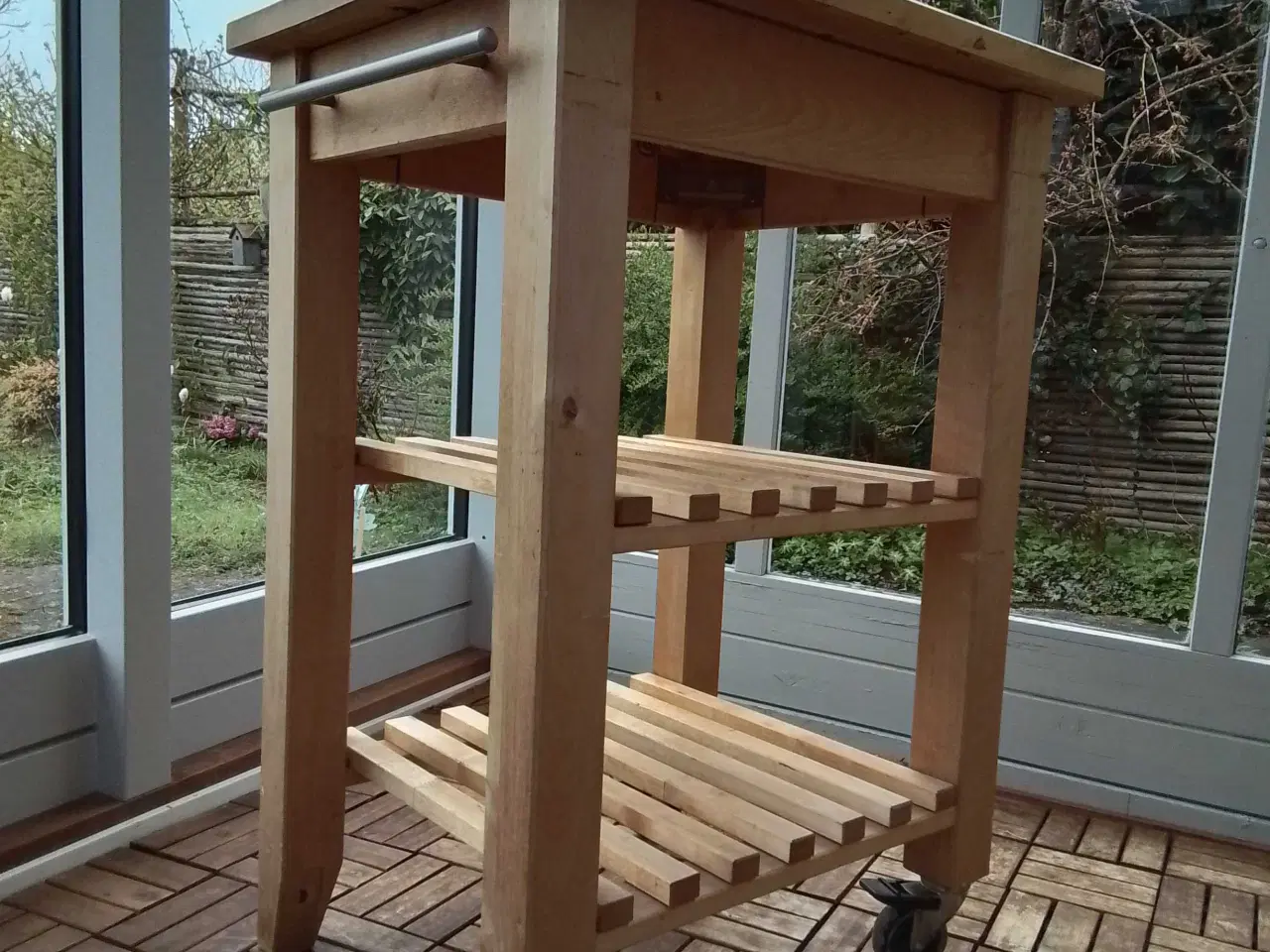 Billede 2 - Køkkenø