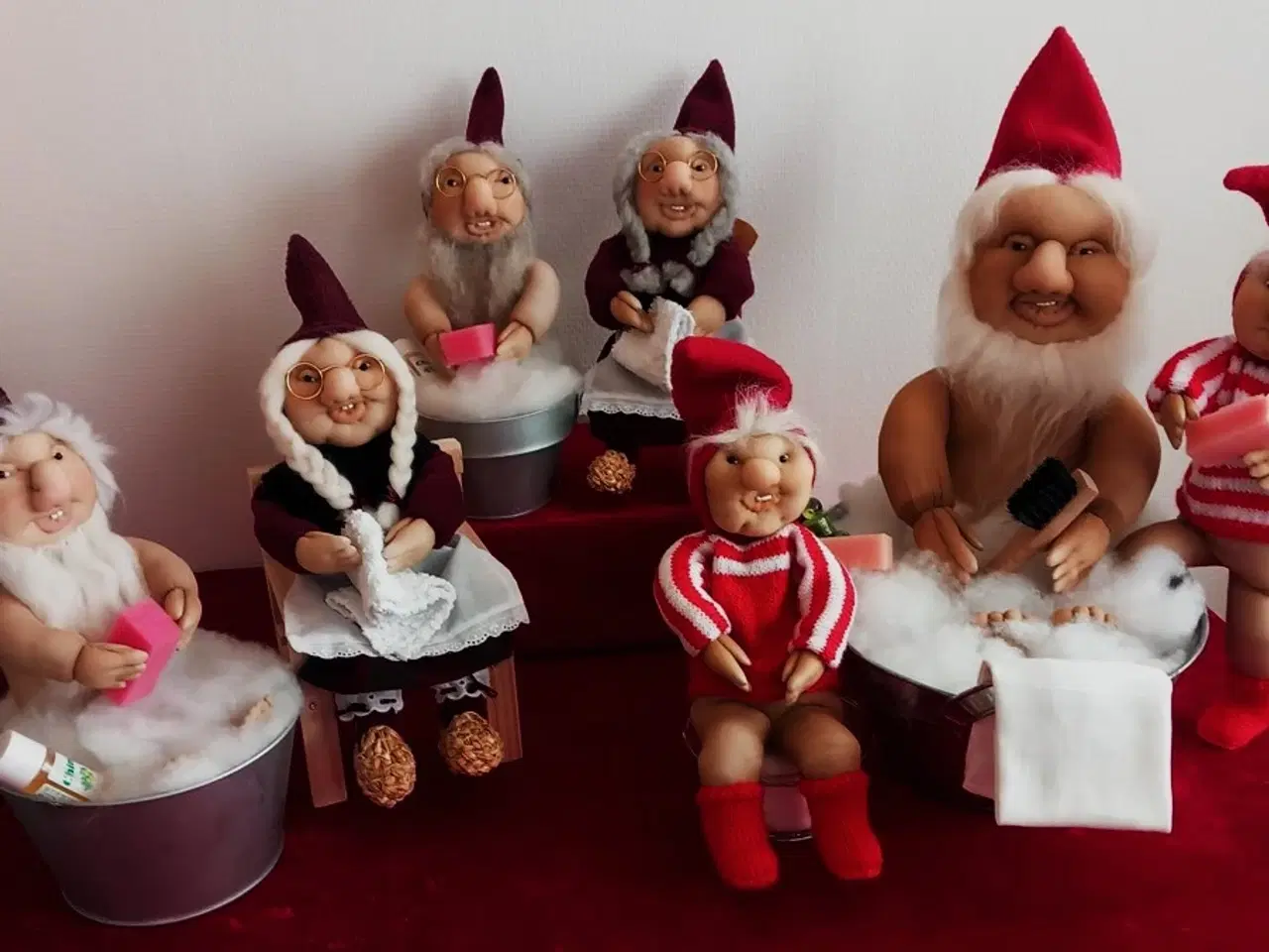 Billede 1 - Strømpenisser i bad