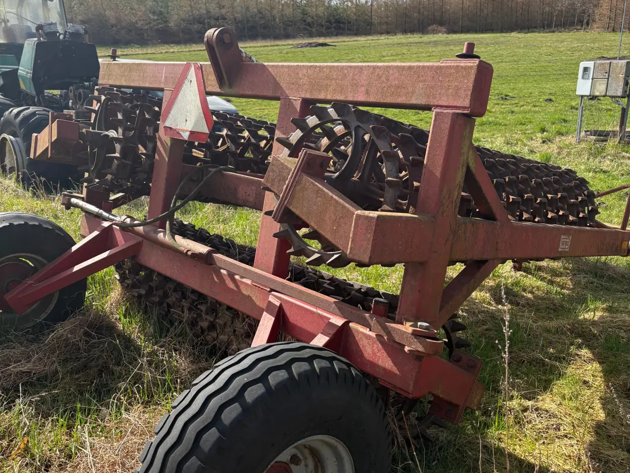 Billede 2 - Intho bugseret tromle