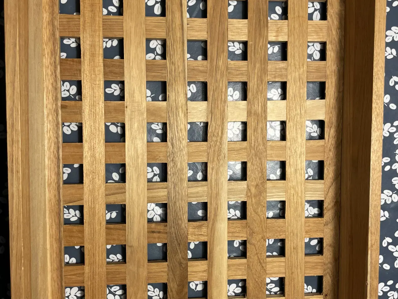 Billede 1 - Fin træbakke til servering