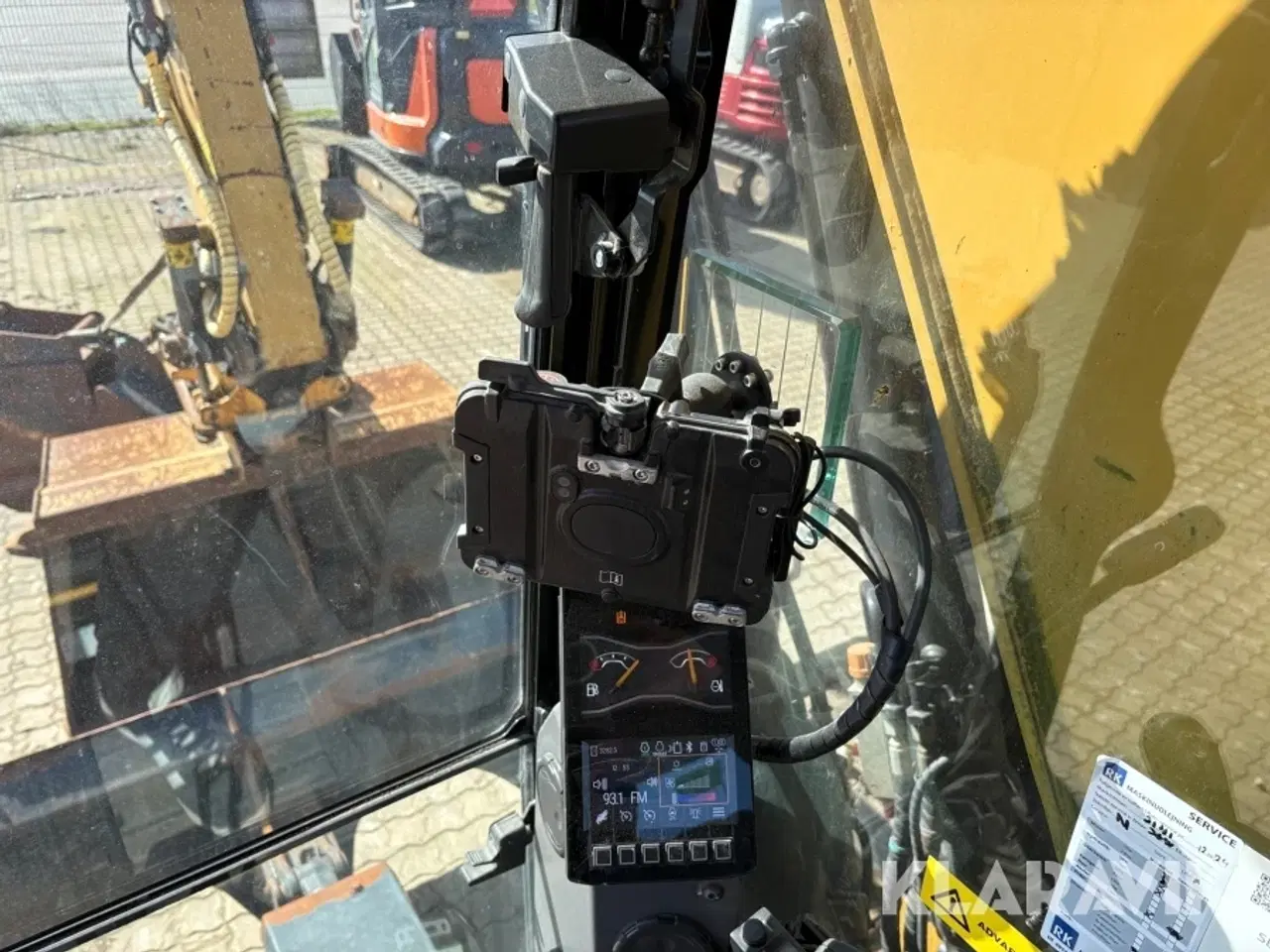 Billede 12 - Gravemaskine CAT 310 med GPS & skovle