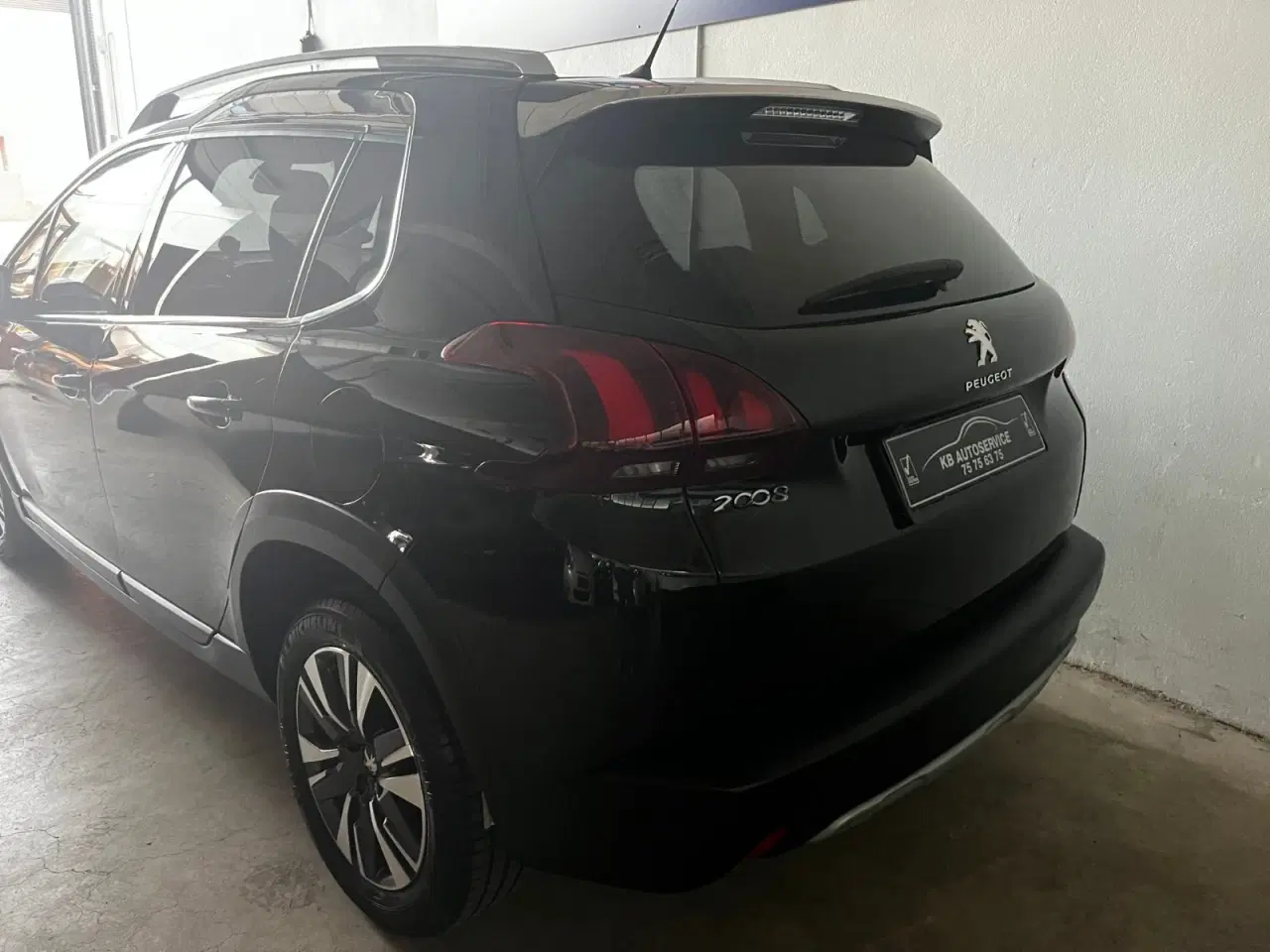 Billede 3 - Peugeot 2008 1,6 BlueHDi 100 Allure Sky