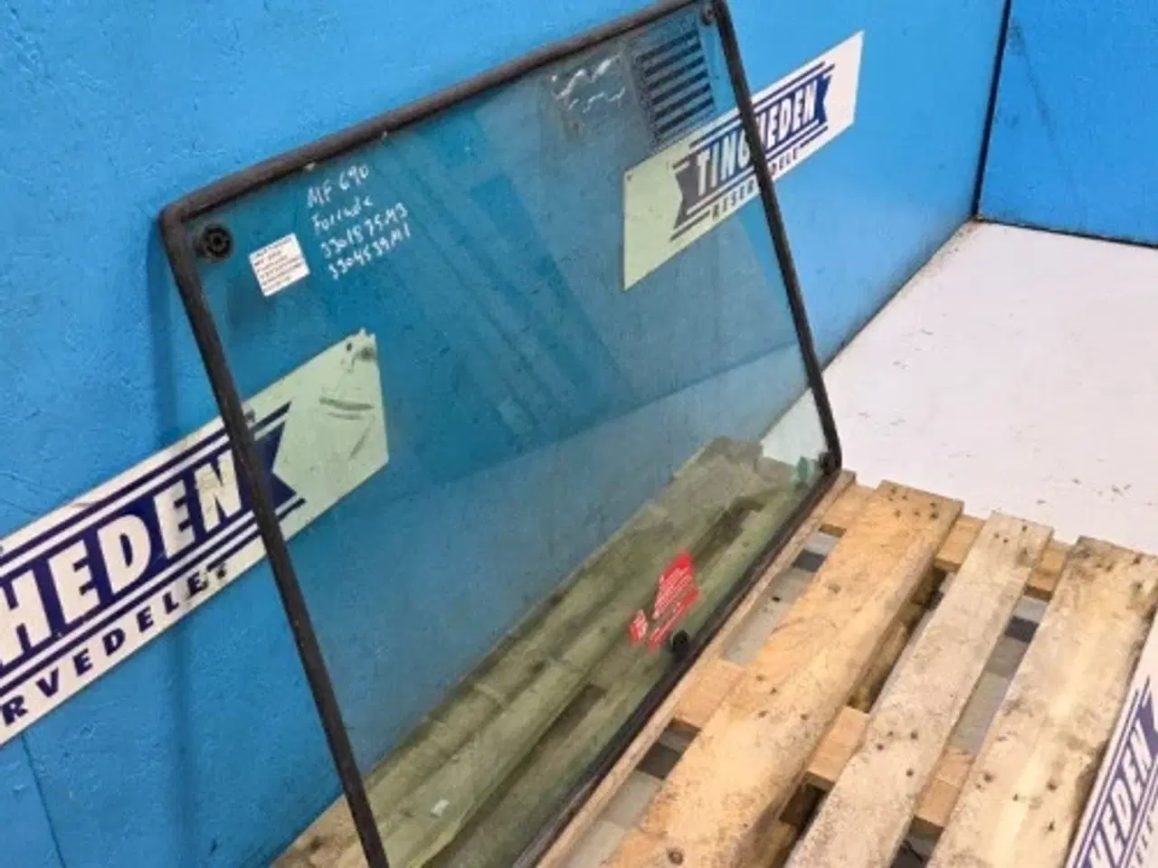 Billede 3 - Massey Ferguson 690 Forrude 3301875M3