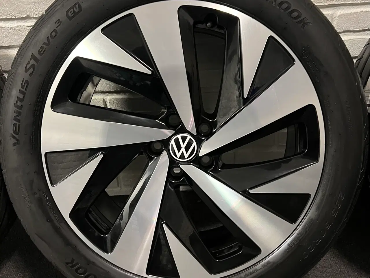 Billede 3 - Originale 20” VW Drammen fælge med dæk