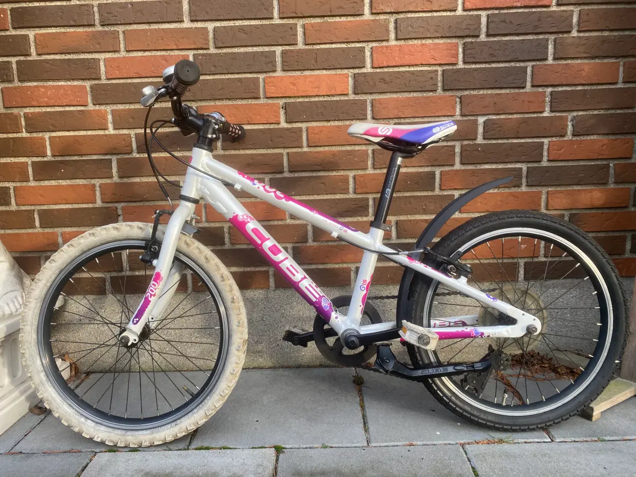 Billede 1 - Købt til 4100 kr 20 tommer prinsesse cykel