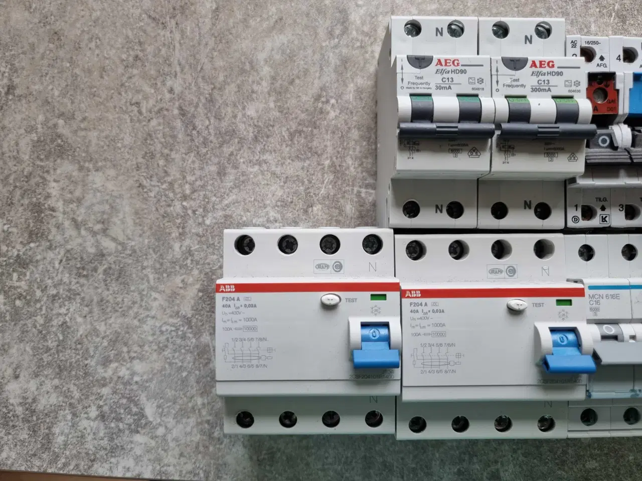 Billede 1 - Rcd, automatsikringer og kombi