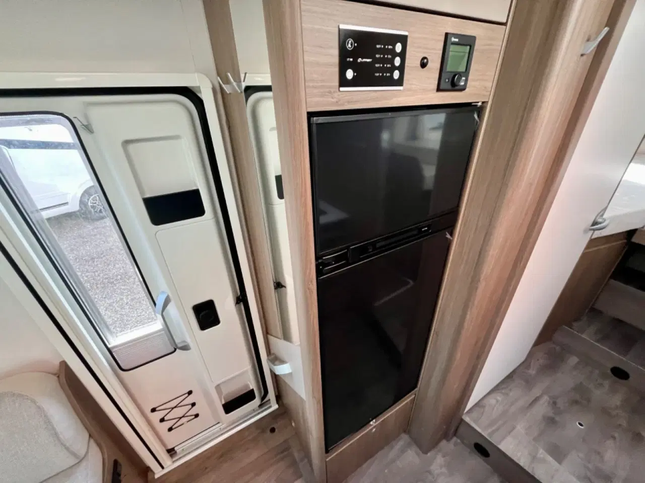 Billede 9 - Carado T447 PRO+ 2,2 JTD 140 aut.