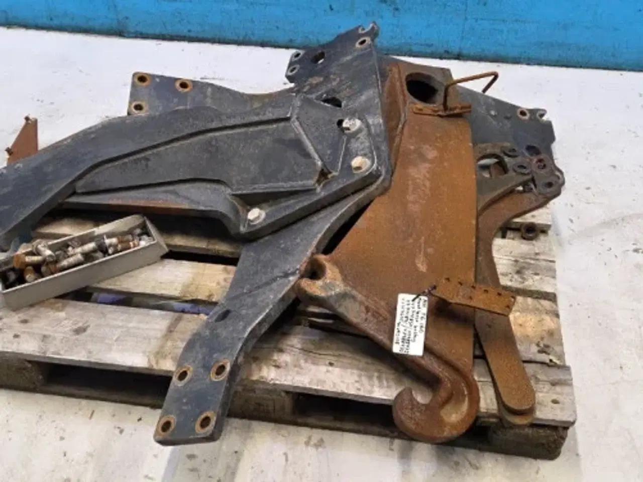 Billede 9 - New Holland T6 Frontlæsse Beslag 47714850