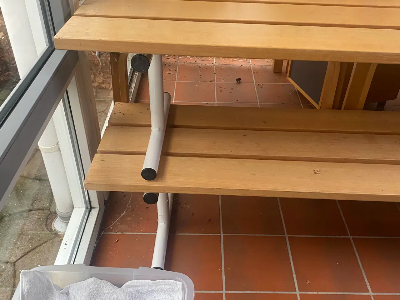 Billede 2 - Bænk til omklædningsrum 