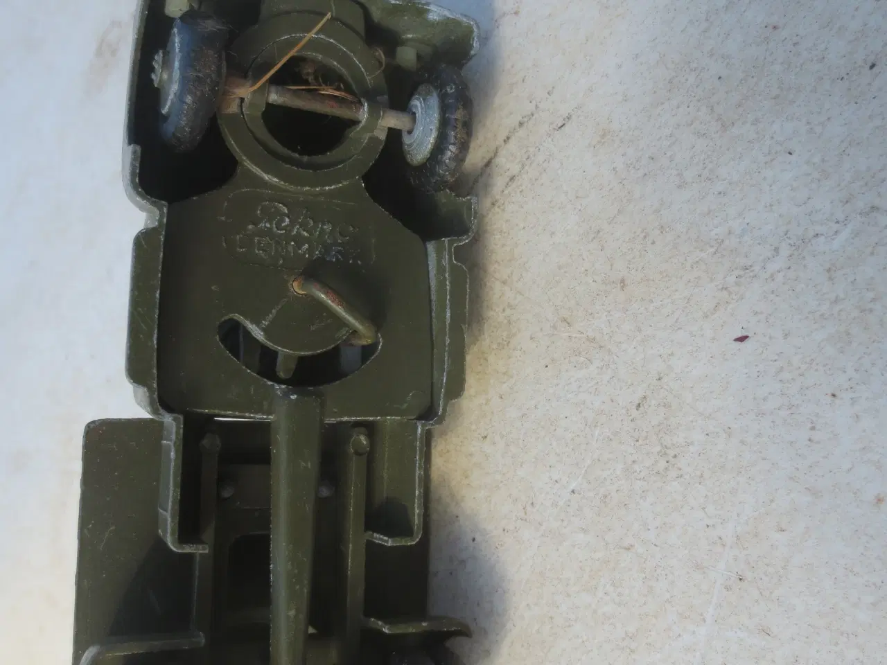 Billede 4 - 1 stk Tekno Denmark  Renault 4 Cv og en Lastbil 