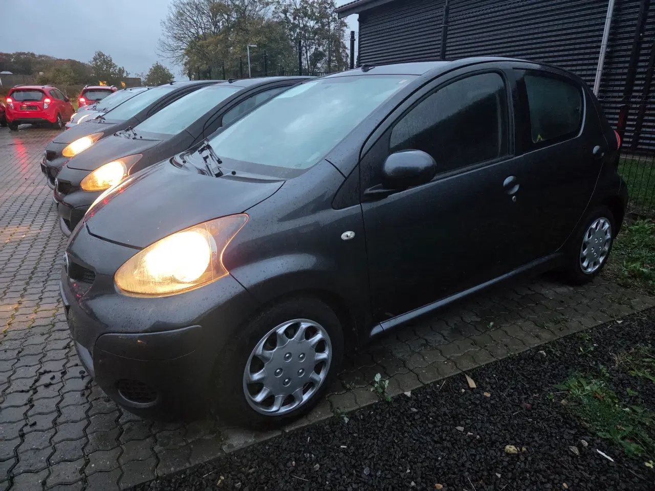 Billede 1 - Perfekt Aygo. Nysynet. nummerplade