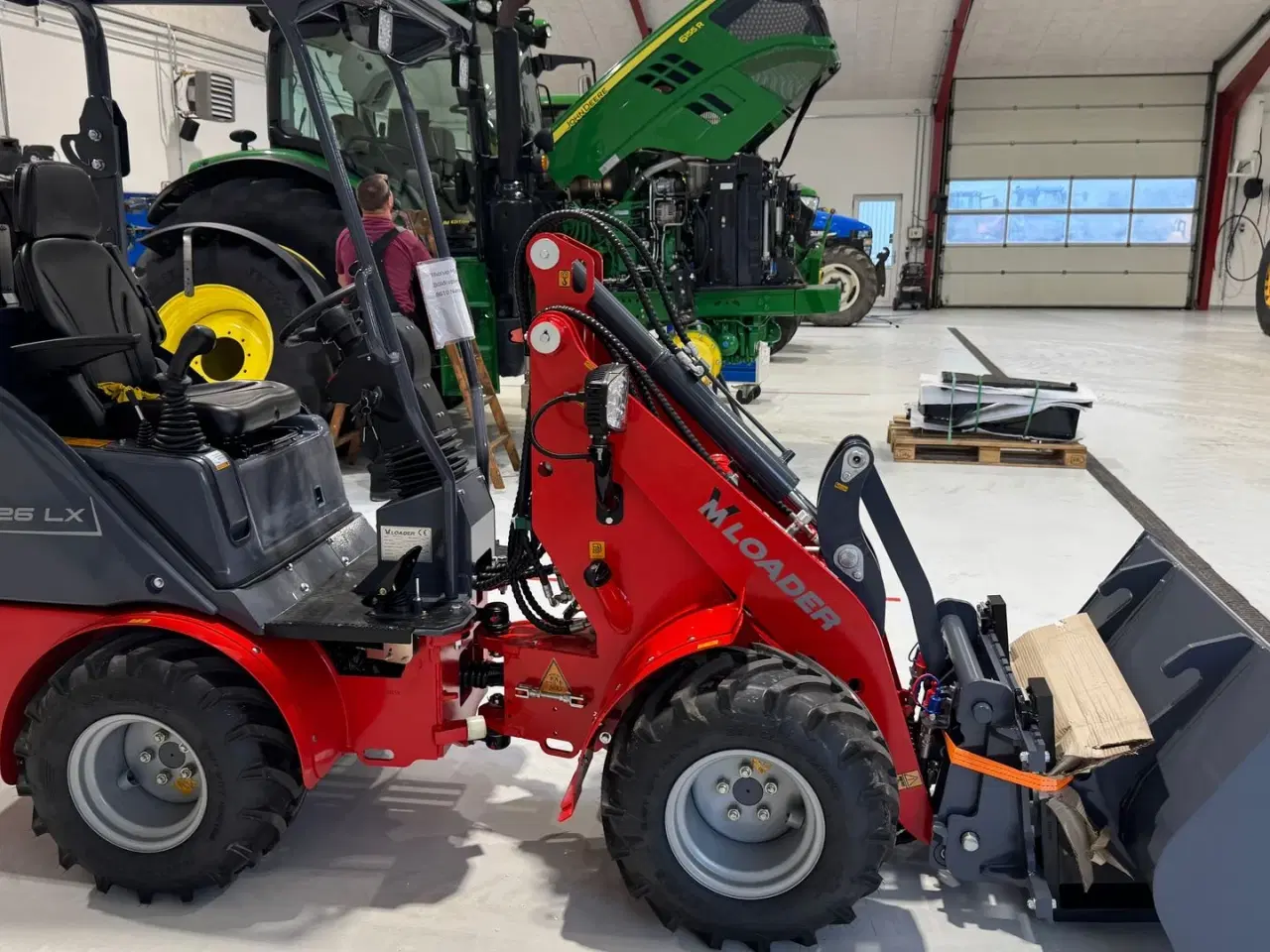 Billede 9 - VM Loader 1026 LX FABRIKSNY MED SKOVL OG PALLEGAFLER!