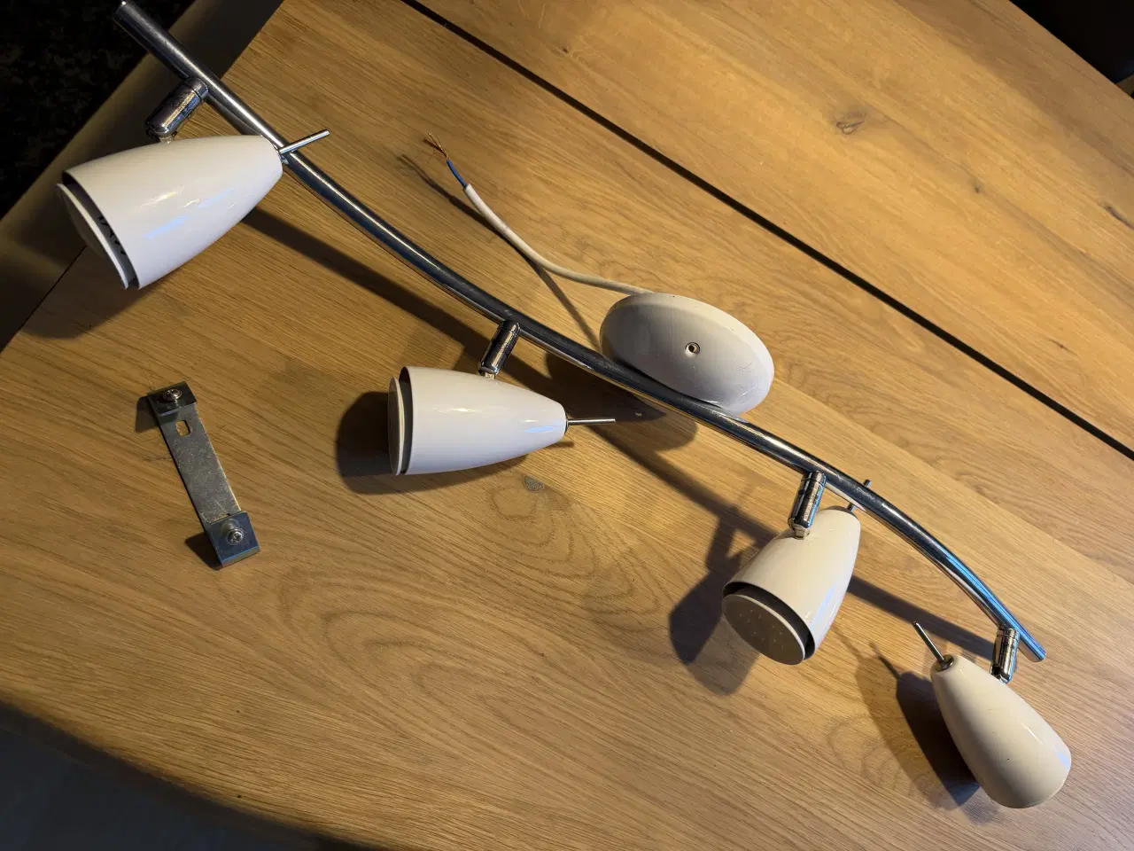 Billede 1 - Loftlampe med halogenpærer