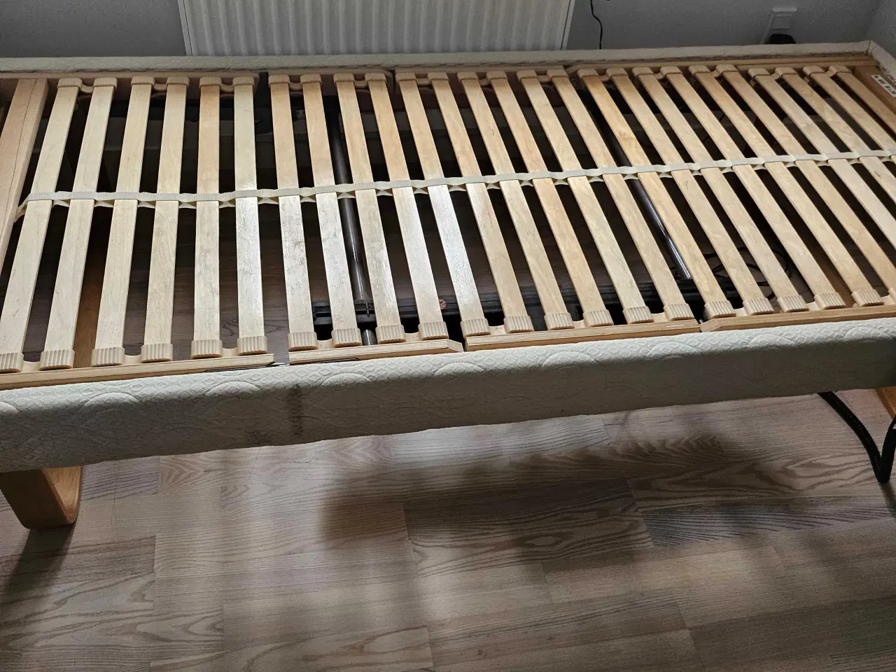 Billede 1 - Elevation seng 90x200 