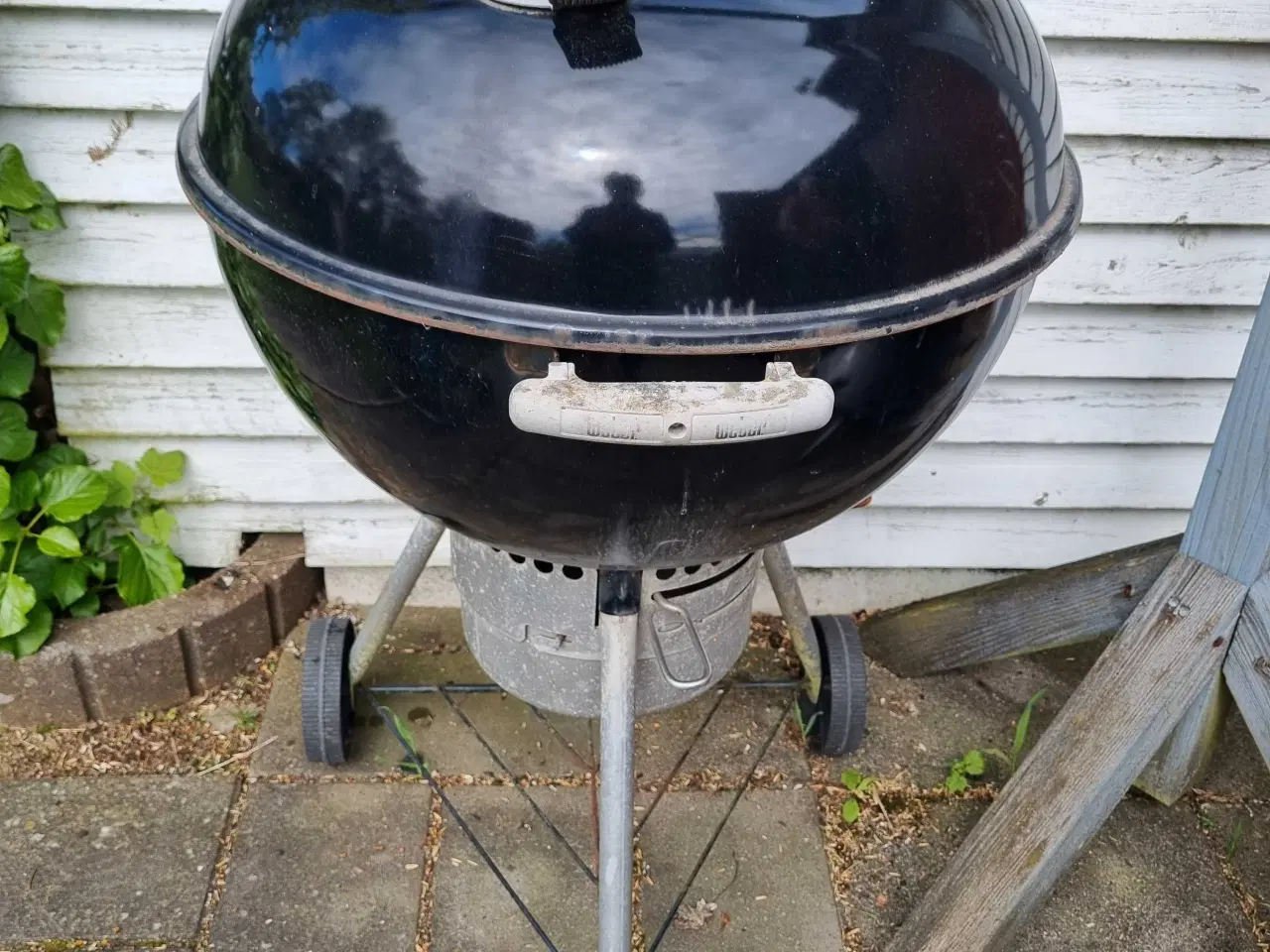 Billede 1 - Stort Weber grill sælges 
