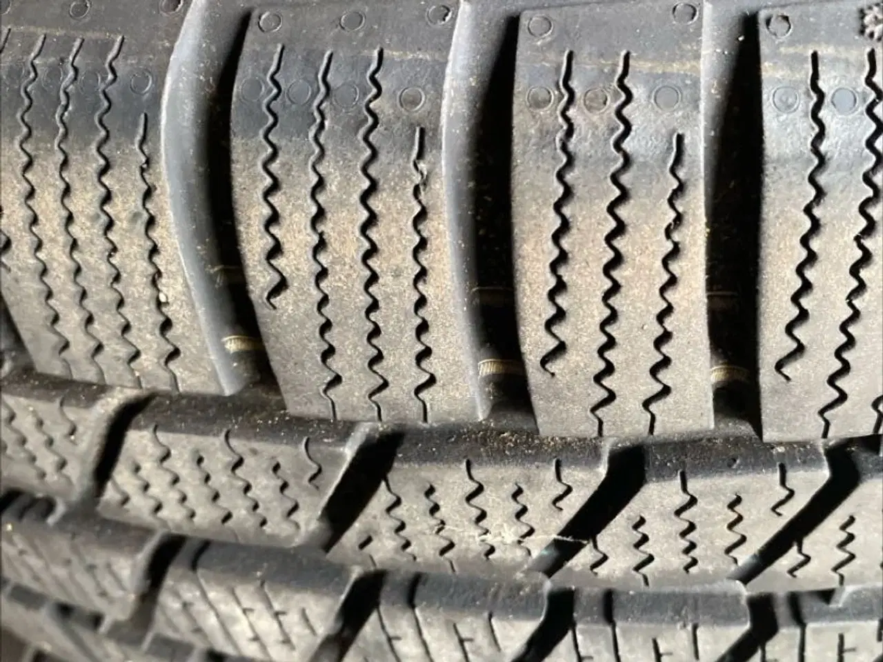 Billede 1 - Vinterdæk som nye