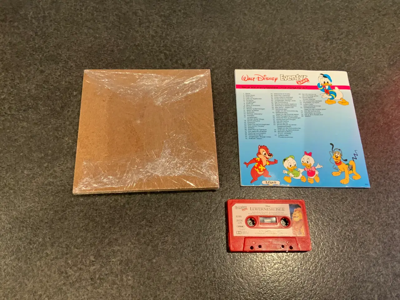 Billede 2 - Disney puskespil og bog+kassettebånd