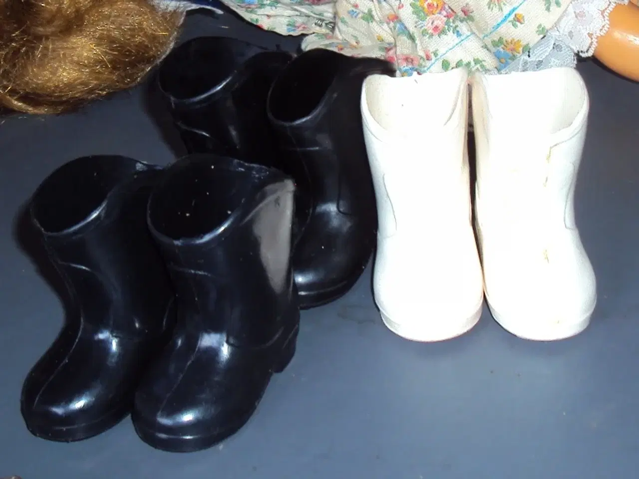 Billede 9 - tøj til famosa