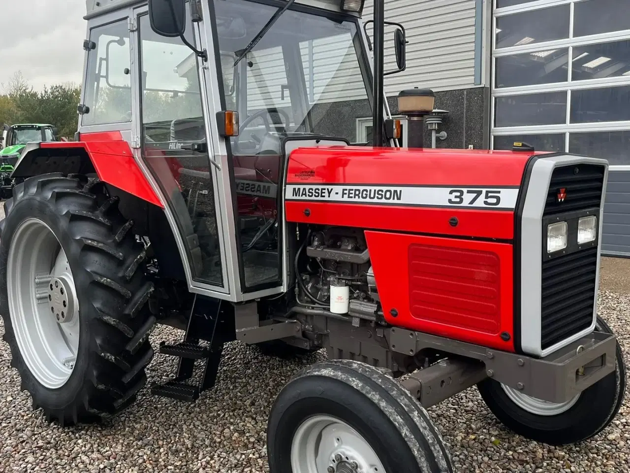 Billede 17 - Massey Ferguson 375 DEN ER SOM NY! Hi-Line model med fyldt servicebog og time garanti på.